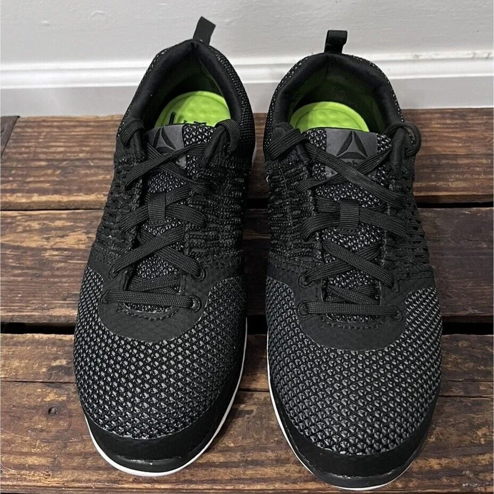 Reebok dense shoe work